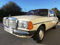 Gebraucht Mercedes 200 60 PS (44 kW) 1980 Beige Limousine
