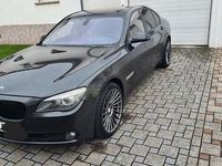 Gebraucht BMW 740 306 PS (225 kW) 2010 Grau Limousine