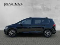 Gebraucht VW Touran Comfortline 150 PS (110 kW) 2024 Schwarz Van / Kleinbus