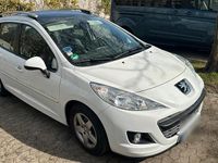Gebraucht Peugeot 207 Filou 73 PS (53 kW) 2012 Weiß Kombi