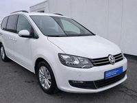 Gebraucht VW Sharan Comfortline 150 PS (110 kW) 2015 Pure white Van / Kleinbus