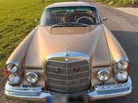 Gebraucht Mercedes 250 150 PS (110 kW) 1966 Gold Coupé