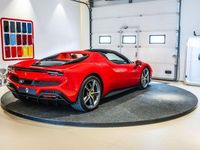 Neu Ferrari 296 829 PS (609 kW) 2025 Rot Cabrio