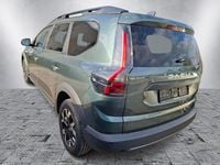 Gebraucht Dacia Jogger Journey 110 PS (80 kW) 2026 Grün Van / Kleinbus