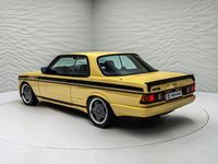 Gebraucht Mercedes 280 185 PS (136 kW) 1983 Gelb