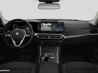 Gebraucht BMW 320e 184 PS (135 kW) 2023 Grau Kombi