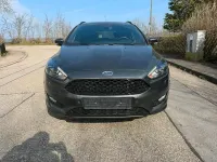 Usata Ford Focus ST-Line 182 CV (133 kW) 2016 Grigio Station wagon