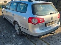 Second-hand VW Passat 122 CP (89 kW) 2010 Argintiu Break