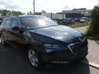Gebraucht Skoda Superb Ambition 150 PS (110 kW) 2023 Schwarz Kombi