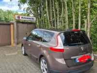 Gebraucht Renault Grand Scénic 131 PS (96 kW) 2011 Braun Van / Kleinbus