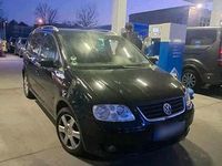 Gebraucht VW Touran 115 PS (84 kW) 2004 Schwarz Van / Kleinbus