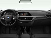 gebraucht BMW 118 i SpurAss PDC vo+hi. 1. Hand