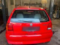 Second-hand VW Polo 1998 Roșu Hatchback