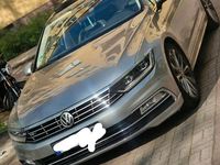 Gebraucht VW Passat R-line 240 PS (176 kW) 2017 Grün Limousine