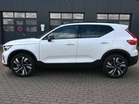 Gebraucht Volvo XC40 Plus 197 PS (144 kW) 2024 Crystal white pearl SUV
