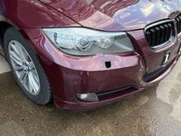 gebraucht BMW 318 i E90 Unfall