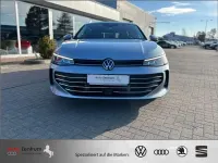 Gebraucht VW Passat Business 150 PS (110 kW) 2025 Oyster silver metallic Kombi