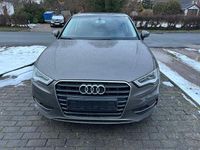 Gebraucht Audi A3 Attraction 122 PS (89 kW) 2013 Grau Limousine