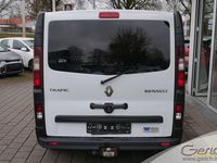 Gebraucht Renault Trafic Komfort 120 PS (88 kW) 2019 Arktisweiß Van / Kleinbus