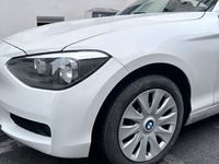 Gebraucht BMW 114 102 PS (75 kW) 2014 Weiß Kleinwagen