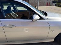 Gebraucht BMW 320 163 PS (119 kW) 2006 Silber Kombi
