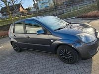 Gebraucht Ford Fiesta 80 PS (58 kW) 2008 Blau Kleinwagen