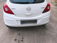 Gebraucht Opel Corsa 70 PS (51 kW) 2012 Weiß Kleinwagen