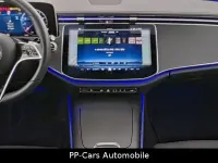 Używany Mercedes E200 204 KM (150 kW) 2024 Srebrny Sedan/Limuzyna