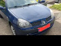 Używany Renault Clio II 75 KM (55 kW) 2003 Niebieski Sedan/Limuzyna