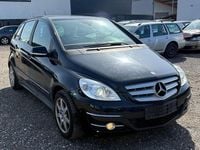 Gebraucht Mercedes B200 140 PS (102 kW) 2010 Schwarz Van / Kleinbus