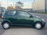 Gebraucht Toyota Yaris 68 PS (50 kW) 2003 Grün Kleinwagen