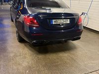 Gebraucht Mercedes E220 Exclusive 194 PS (142 kW) 2017 Blau Limousine