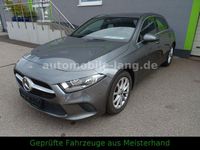 Gebraucht Mercedes A200 163 PS (119 kW) 2018 Grau Limousine
