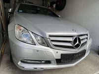 Gebraucht Mercedes E200 184 PS (135 kW) 2012 Silber Coupé