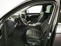 gebraucht VW Touareg Elegance 3,0 TDI V6 R-LINE AHZV 3,99%