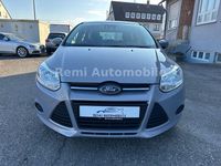 Gebraucht Ford Focus Trend 105 PS (77 kW) 2012 Grau Kombi