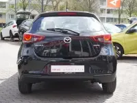 Usata Mazda 2 75 CV (55 kW) 2022 Nero Utilitaria