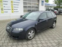 Gebraucht Audi A3 Attraction 105 PS (77 kW) 2006 Blau Kleinwagen