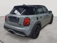 Gebraucht Mini Cooper S Classic 178 PS (130 kW) 2022 Moonwalk grey metallic Kleinwagen