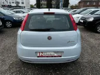 Gebraucht Fiat Punto More 69 PS (50 kW) 2013 Weiß Kleinwagen