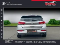 Gebraucht Hyundai i30 Intro Edition 120 PS (88 kW) 2021 Silber Limousine