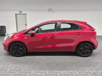 Gebraucht Kia Rio EX 86 PS (63 kW) 2013 Signal red (metallic) Kleinwagen