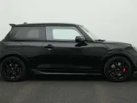 Gebraucht Mini John Cooper Works 231 PS (169 kW) 2025 Schwarz Kleinwagen