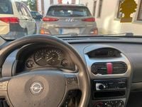 Second-hand Opel Corsa 75 CP (55 kW) 2001 Gri Hatchback