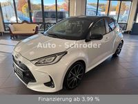 Gebraucht Toyota Yaris Hybrid Sport 116 PS (85 kW) 2023 Platinum white pearl mc. (089) Kleinwagen