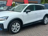 Gebraucht Audi Q2 S-Line 150 PS (110 kW) 2023 Gletscherweiß metallic SUV