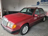 Gebraucht Mercedes E260 160 PS (117 kW) 1990 Rot Limousine