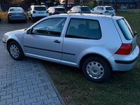 Gebraucht VW Golf IV 75 PS (55 kW) 2001 Silber Kleinwagen