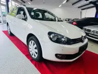 Gebraucht VW Golf VI Trendline 105 PS (77 kW) 2012 Weiß (candyweiß) Kombi