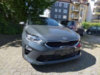 Używany Kia Ceed Platinum Edition 140 KM (102 kW) 2019 Szary Hatchback